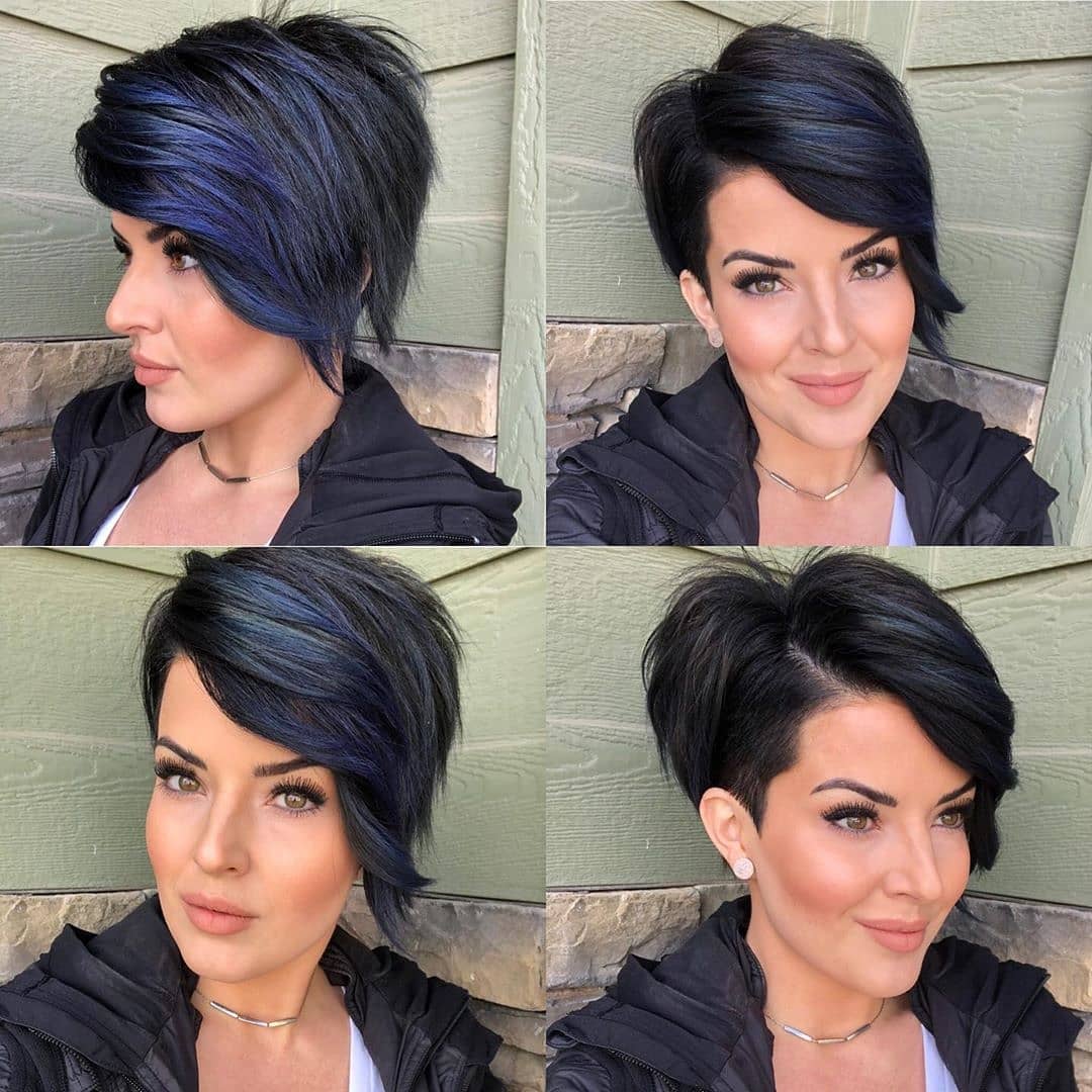 Pixie cut scalato asimmetrico con sfumature blu