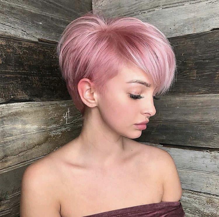 taglio corto rosa pallido
