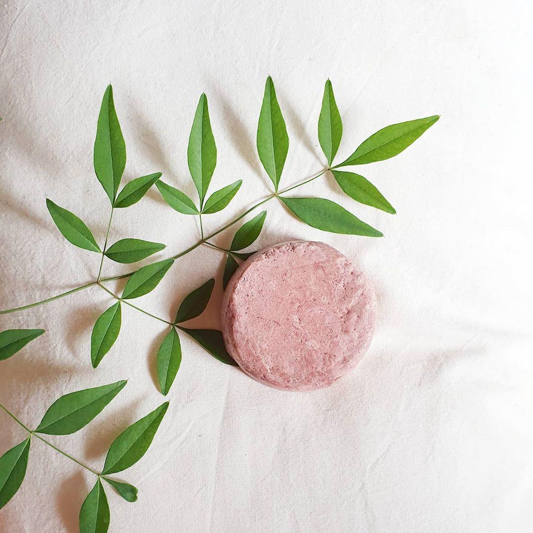 Shampoo solido per la salute dell'ambiente e dei capelli