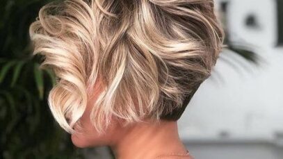 Taglio scalato e riccio