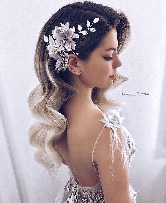 Acconciatura sposa con capelli sciolti