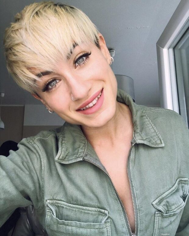 Pixie cut cortissimo con ombre hair biondo